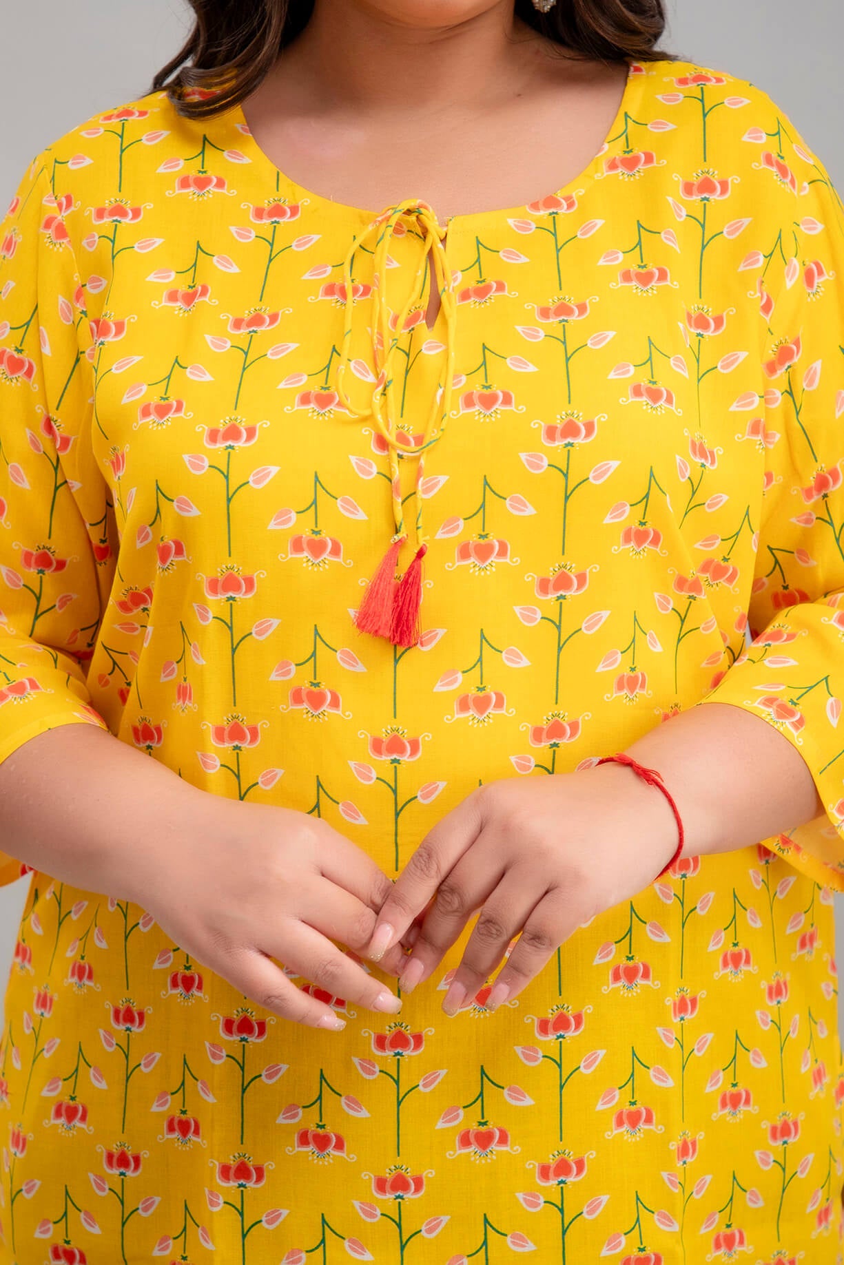 Plus Size Yellow Floral Rayon short Kurti with Tassel Tie-Up Neckline – Close Detail