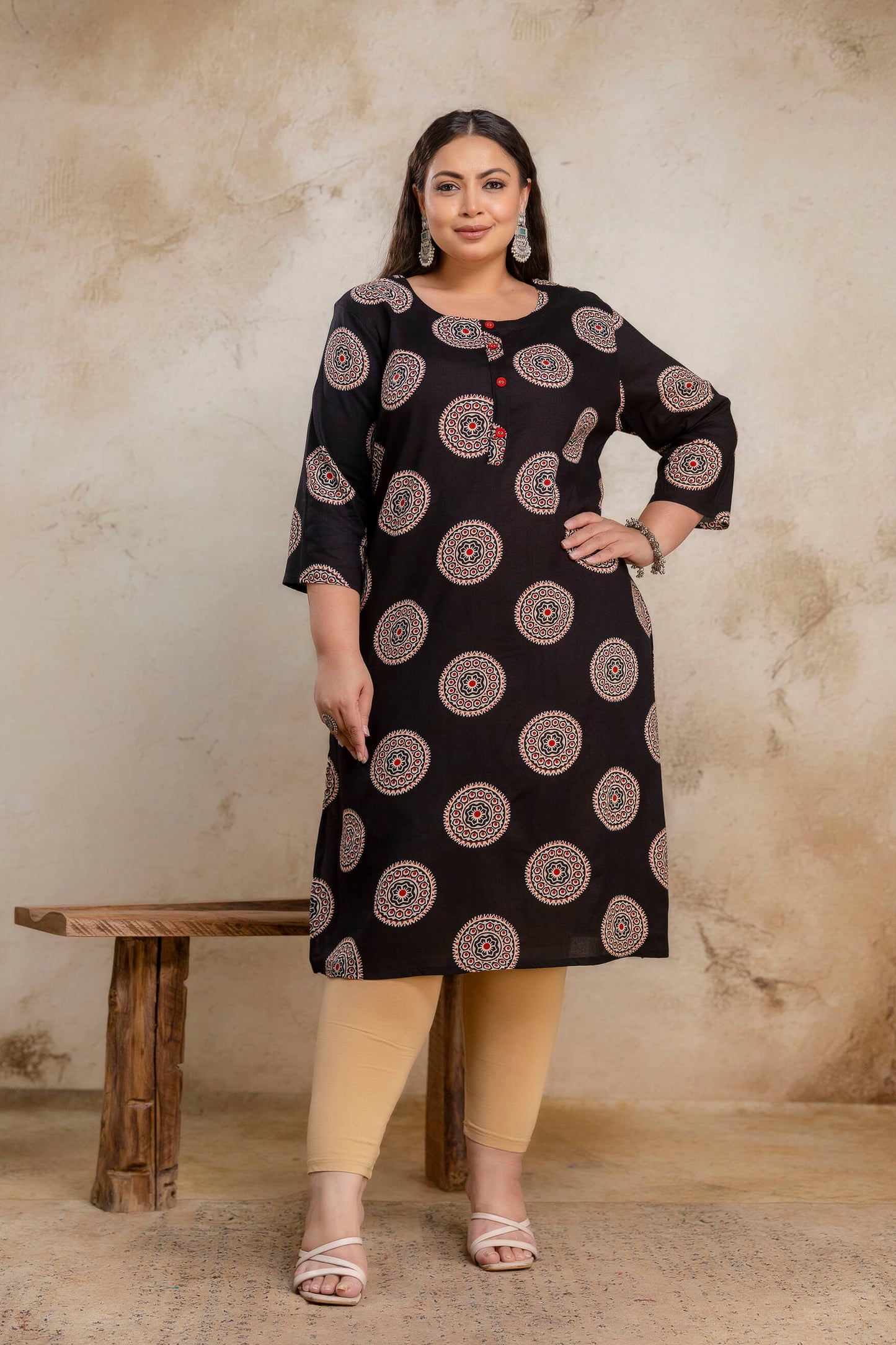 Plus Size Geometric Black Rayon Kurti – Curvisha