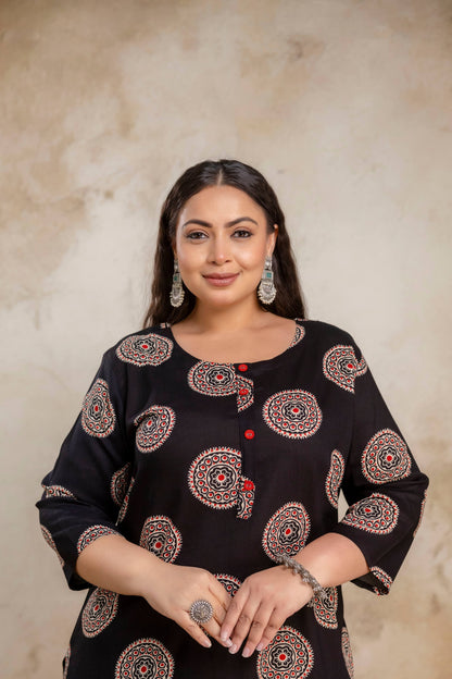 Plus Size Geometric Black Rayon Kurti – Curvisha