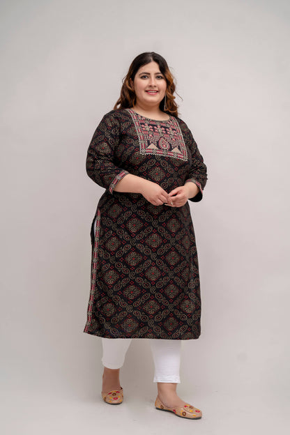 Full front view of Plus Size black rayon kurti for curvy women, geometric motifs, 3/4 sleeves, sizes 3XL to 9XL, Curvisha