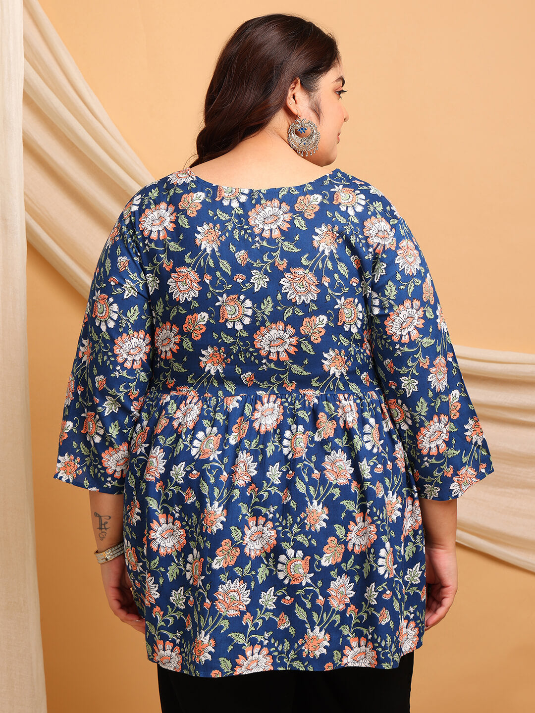 Plus Size Navy Blue Floral Rayon Tunic with Empire Waist – Back View