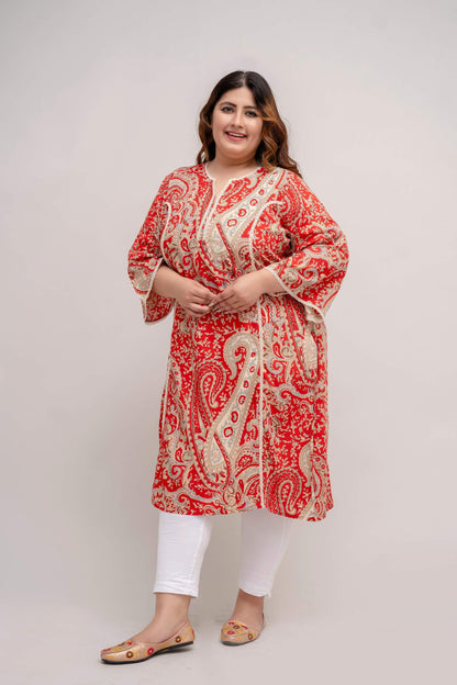 Side angle of red paisley rayon kurti with side slits and straight fit, big size clothing 3XL–9XL