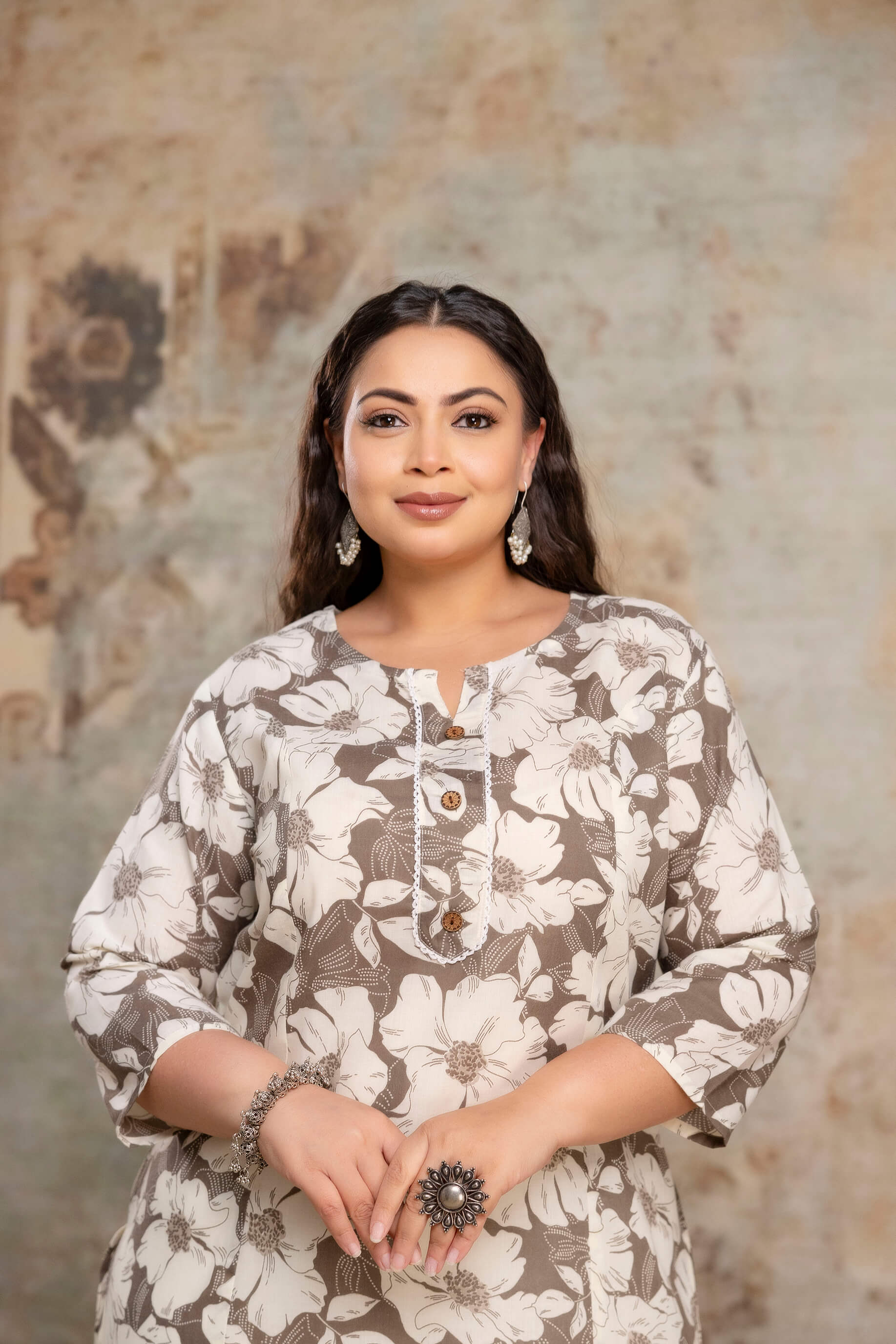 Plus size beige cotton kurti for curvy women, breathable fabric everyday big size clothing