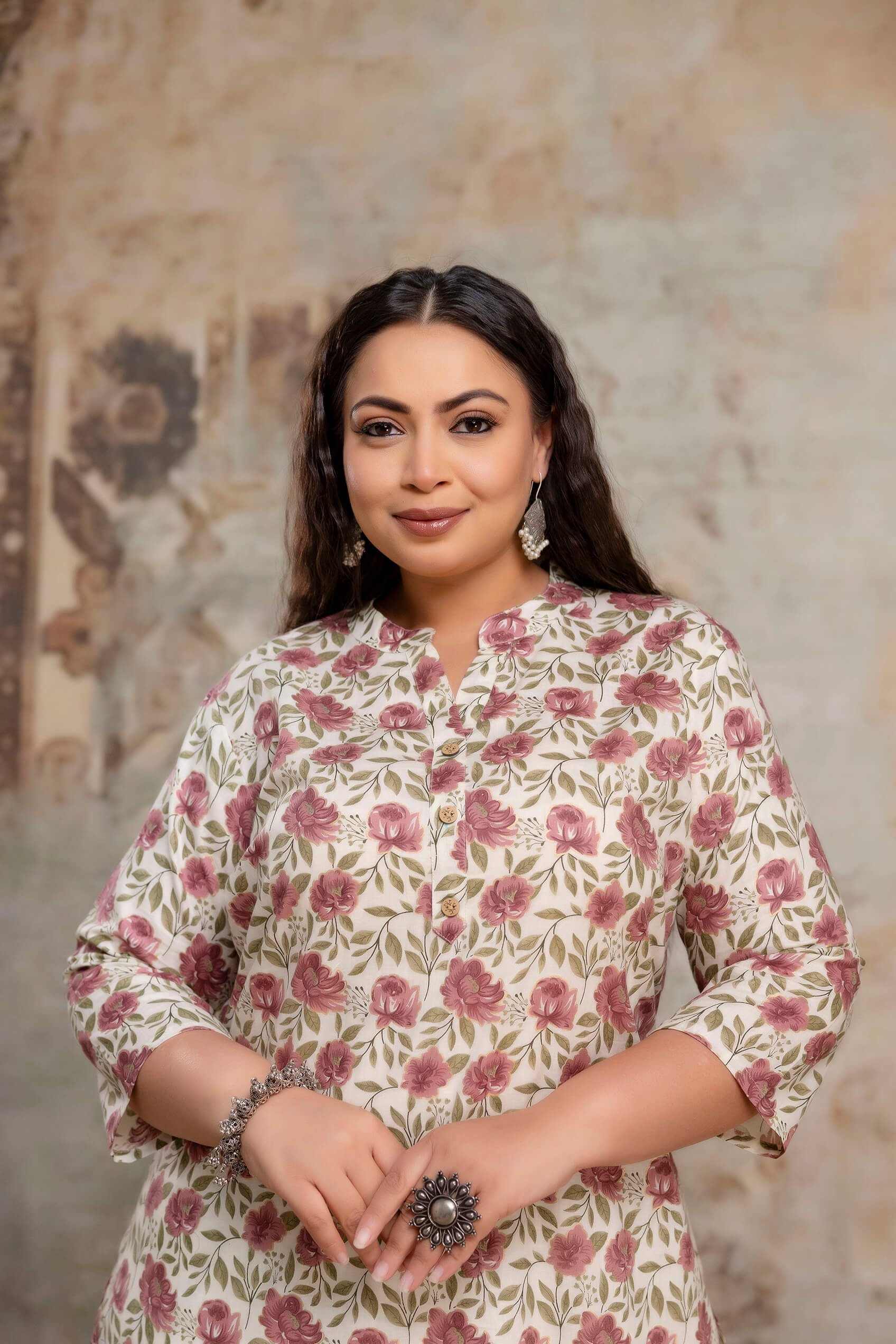 Plus size cream pink cotton kurti for curvy women, breathable everyday big size clothing