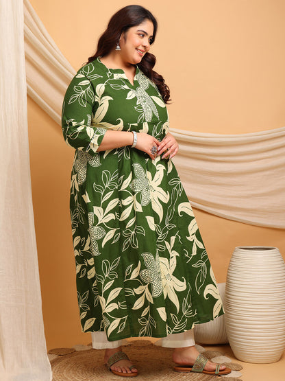 Plus size green floral gathered dress styling for curvy women clothing, breathable rayon gown
