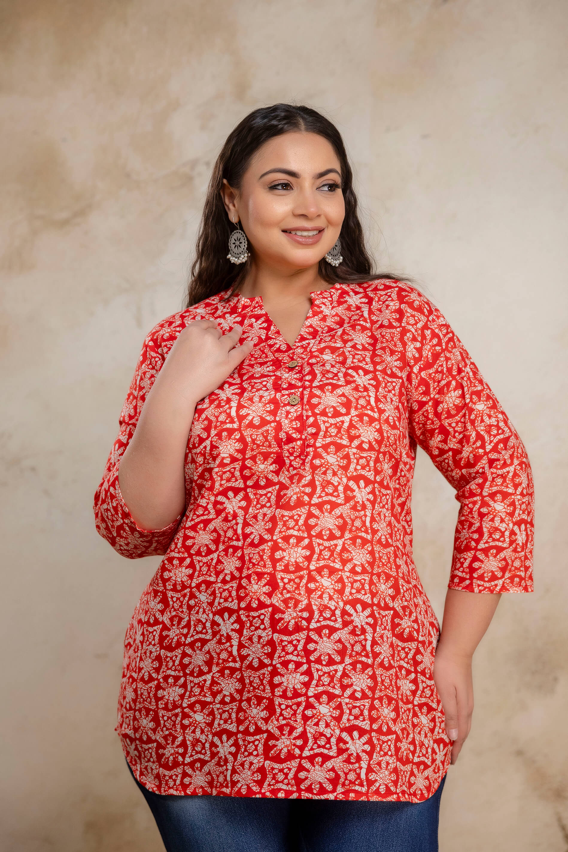 Plus size red printed cotton short kurti tunic for curvy women, breathable everyday ethnic wear