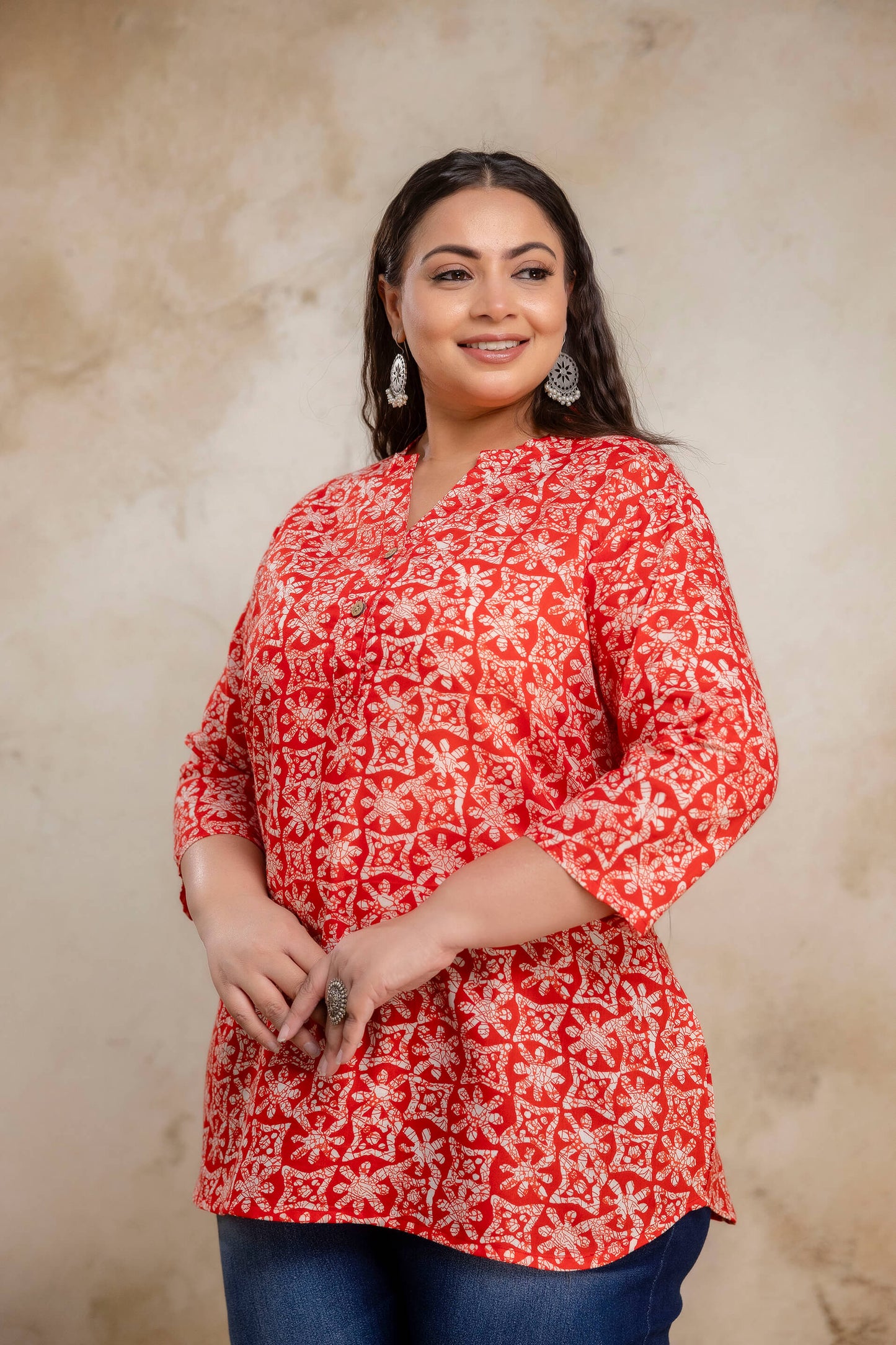 Side view of red printed cotton short kurti for fat women, relaxed fit big size kurti
