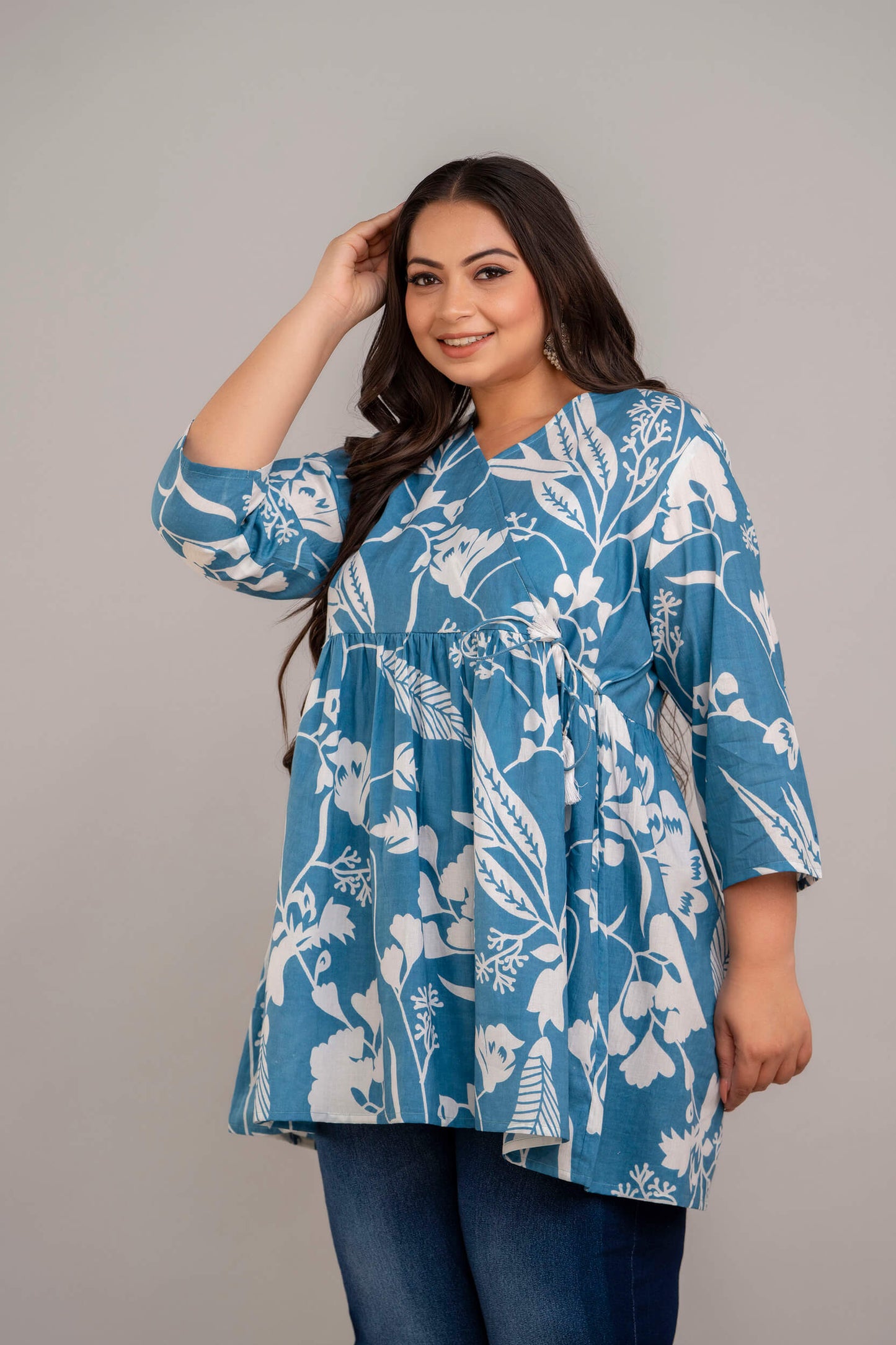 Side View of Teal White Floral Rayon Short Kurti Tunic – Plus Size Big Size Fashion by Curvisha