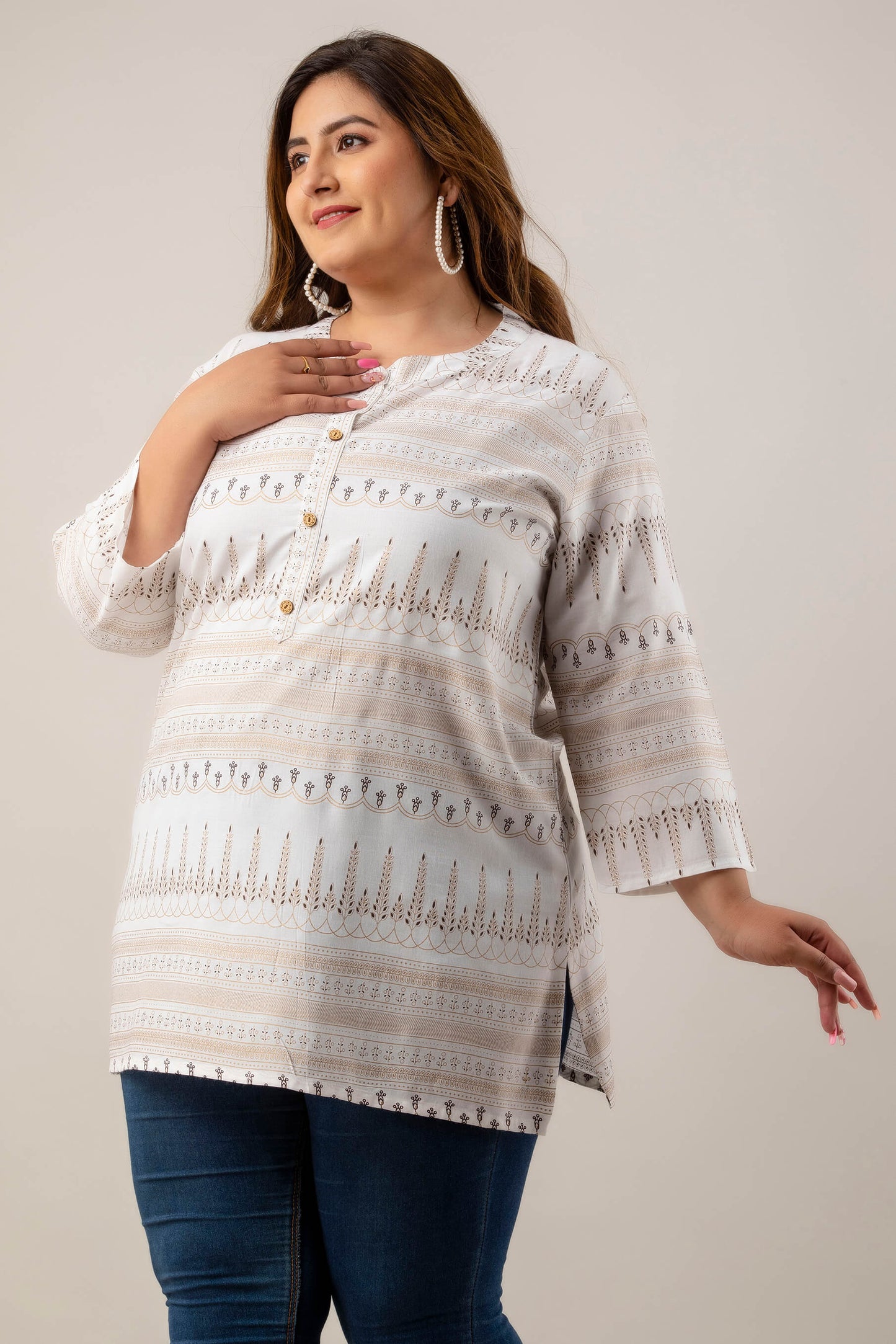 Side View of Plus Size White Rayon Tunic – Comfortable Everyday Wear