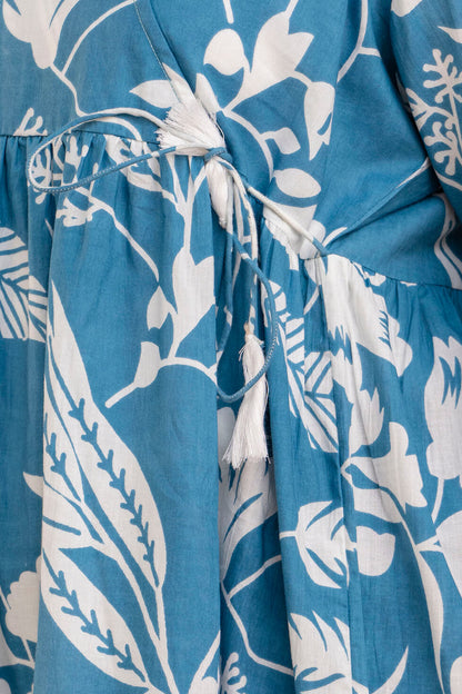 Tassel Detail Closeup of Teal White Floral Rayon Plus Size Kurti Tunic – Big Size Curvy Clothing